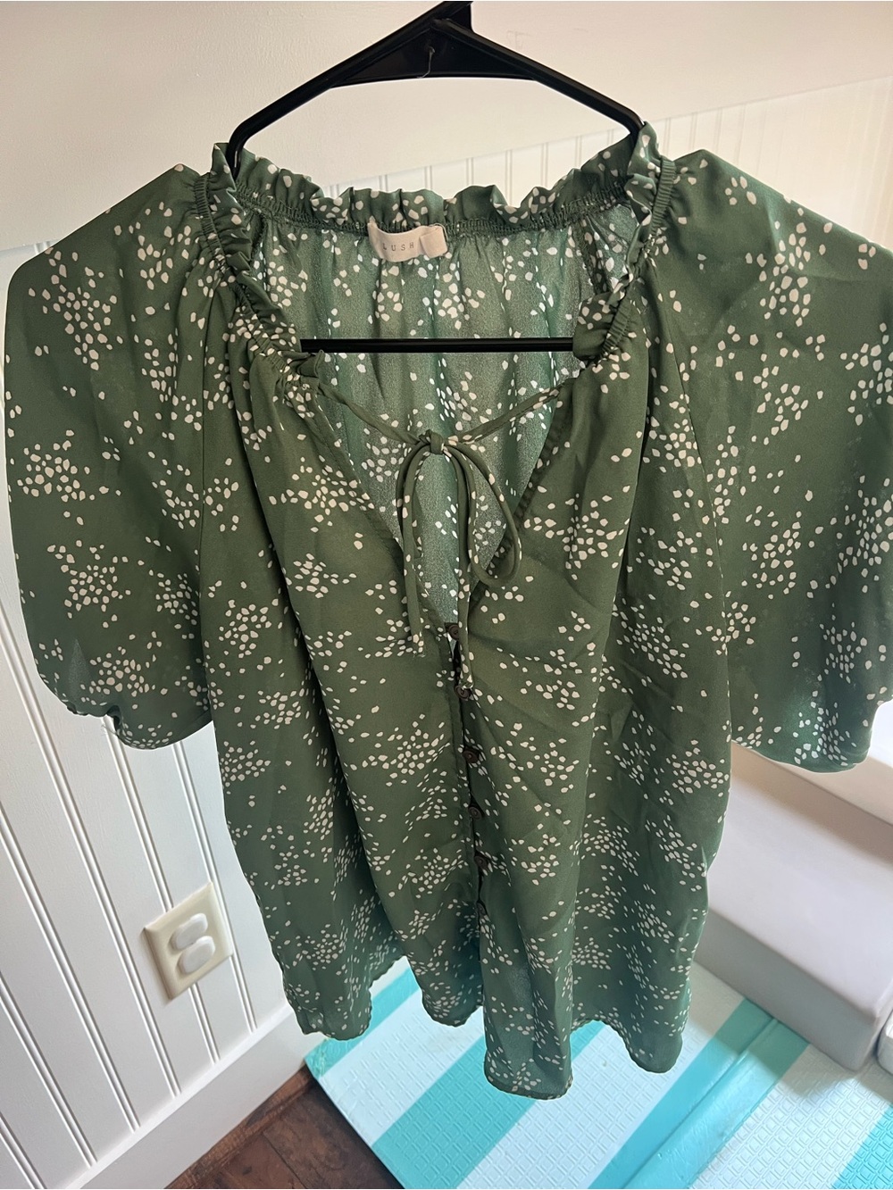 Lush Green Printed Tie-Neck Flutter Blouse